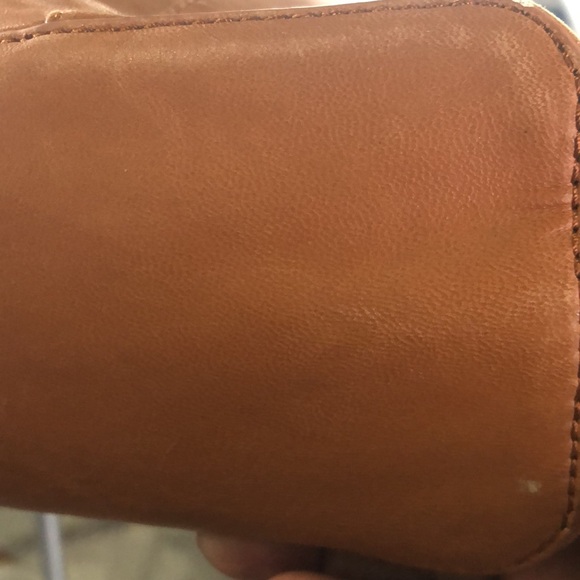 Elegant Tan Quilted Handbag(Belle Badgley Mischa) - Picture 9 of 15